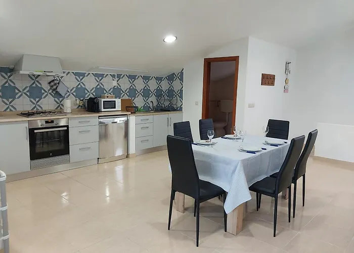 Casa Serra à Vista Al/140571 * Pedreiras (Leiria)